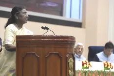 क्या 'राष्ट्र प्रथम' की भावना से भारत की अर्थव्यवस्था को मजबूत किया जा सकता है ?: राष्ट्रपति मुर्मू