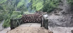 क्या उत्तरकाशी आपदा के बाद बेली ब्रिज का निर्माण पूरा हुआ?