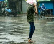 Will Gujarat Experience Heavy Showers Until May 27?