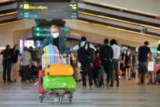 Is India's Luggage Industry Set to Grow 5-7% in FY26 with New-Age Firms Capturing 25% of the Market?