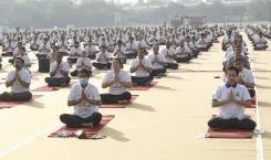 क्या पश्चिम रेलवे के कर्मचारियों ने अंतरराष्ट्रीय योग दिवस 2025 को मनाने में उत्साह दिखाया?
