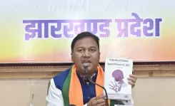 क्या झारखंड के फादर पर छात्राओं के यौन शोषण का आरोप सही है?