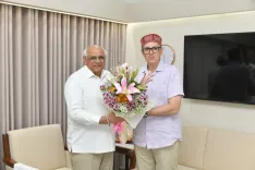 Can J&K CM Omar Abdullah Revitalize Tourism in Gujarat Post-Pahalgam Attack?