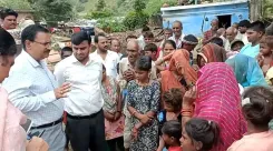 क्या मध्य प्रदेश के छतरपुर में बाढ़ प्रभावित गांवों का कमिश्नर ने दौरा किया?