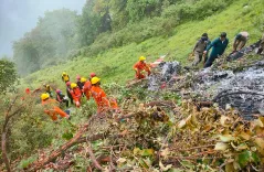 What Do Maharashtra and Bengal CMs Say About the U'khand Helicopter Crash?
