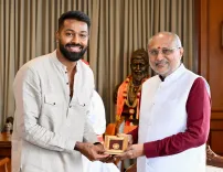 क्या पांड्या बंधुओं ने महाराष्ट्र के राज्यपाल सीपी राधाकृष्णन से मुलाकात की?