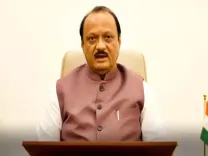 क्या उपमुख्यमंत्री अजित पवार ने महाराष्ट्र में विकास परियोजनाओं की समीक्षा की?