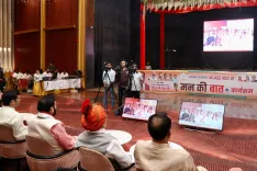 What Inspiring Stories Does 'Mann Ki Baat' Showcase?