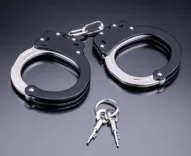 क्या मुंबई एयरपोर्ट पर पकड़ा गया म्यांमार का नागरिक जाली दस्तावेजों के साथ रह रहा था?