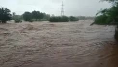 क्या मुंबई से सूरत तक बारिश का कहर जारी है?