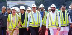 When Will the Navi Mumbai International Airport Be Completed?