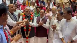क्या एनडीए बैठक में पीएम मोदी का भव्य स्वागत 'हर हर महादेव' के नारों के बीच किया गया?