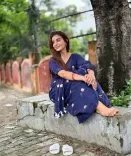 क्या नीले रंग की साड़ी में अक्षरा सिंह को देखकर फैंस बोले, 'क्लासिक ब्यूटी तो इसे कहते हैं'?