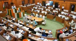 दिल्ली विधानसभा का मानसून सत्र: क्या शिक्षा बिल की प्रशंसा और विपक्ष की आलोचनाएं हैं?