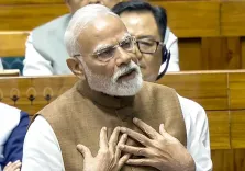 क्या पीएम मोदी ने कांग्रेस पर तंज कसा, 'कुछ नेताओं को सदन में बोलने पर पाबंदी लगा दी गई है'?