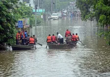 How Did PM Modi Praise Rescue Teams Amidst Monsoon Devastation?