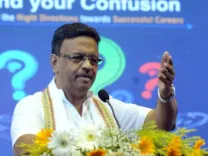 Is a Political Slugfest Unfolding as Trinamool Accuses Delhi Police of Harassment?