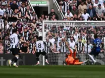 Premier League: Newcastle Utd move to third place with 2-0 win vs Chelsea