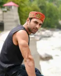 Is Pulkit Samrat Enjoying 'Pahado Wali Maggi' During the Manali Shoot of Rahu Ketu?
