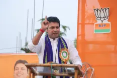 क्या रक्षा के क्षेत्र में भारत की वैश्विक साख को बढ़ाने के लिए एकजुटता जरूरी है?
