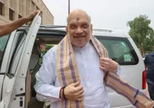 क्या रवींद्रनाथ टैगोर की पुण्यतिथि पर केंद्रीय गृहमंत्री अमित शाह ने श्रद्धांजलि दी?