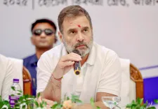 क्या सावरकर टिप्पणी मामले में राहुल गांधी को मिली राहत? सुप्रीम कोर्ट ने रखा अंतरिम आदेश बरकरार