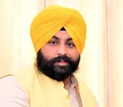 What Religious Punishment Did Sikh Clergy Impose on Punjab Minister?