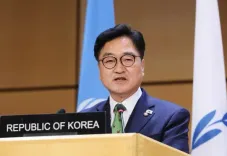 Should South Korea Keep Dialogue Channels Open with North Korea?