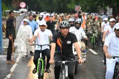 How is Sports Min Mandaviya Leading the ‘Sundays on Cycle’ Campaign to Honor Kargil Heroes?