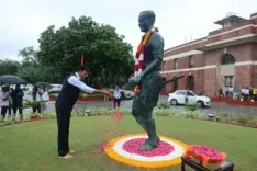 Sports Minister Mandaviya pays tribute to 'hockey wizard' Major Dhyan Chand on his death anniversary