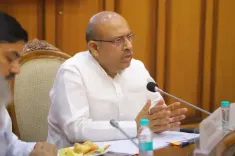 Is Tobacco Just an Addiction or a Poison? Delhi Speaker Vijender Gupta Leads Walkathon on World No-Tobacco Day in Rohini