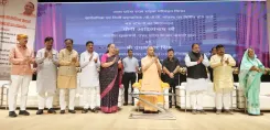 क्या सीएम योगी ने 400 बसों को दिखाई हरी झंडी और परिवहन विभाग की योजनाओं का उद्घाटन किया?