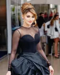 Did Urvashi Rautela's Luggage Really Get Stolen at London Airport During Wimbledon?