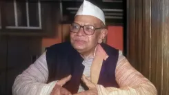 क्या विष्णु प्रभाकर जयंती विशेष में ‘आवारा मसीहा’ और ‘अर्द्धनारीश्वर’ का पाठ पढ़ाया गया?