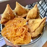 Could Warning Boards for Samosas & Jalebis Help Combat Obesity in India?