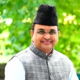 Is Akhilesh Yadav's Meeting in a Mosque a Violation of Islamic Principles?