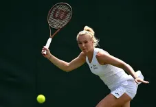 Could Katerina Siniakova Upset Zheng Qinwen at Wimbledon 2025?
