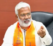 क्या योग किसी पर थोपा जा रहा है, यह सबकी आवश्यकता क्यों है? : स्वतंत्र देव सिंह