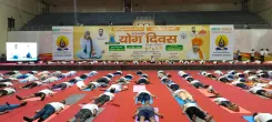 क्या नोएडा स्टेडियम में 11वां अंतर्राष्ट्रीय योग दिवस भव्यता के साथ मनाया गया?
