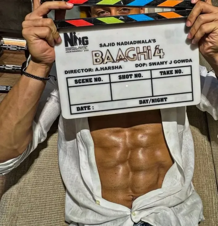 क्या टाइगर श्रॉफ ने 'बागी 4' की शूटिंग पूरी की और दिखाए दमदार सिक्स-पैक एब्स?