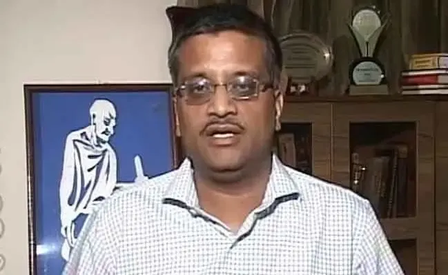 Is IAS Officer Ashok Khemka Really Retiring Tomorrow?