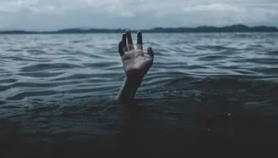 How Did Two Young Men Drown in the Narmada River?