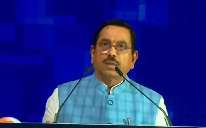 Union Minister Guarantees Full Support for Karnataka's Development
