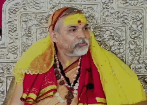 क्या शंकराचार्य अविमुक्तेश्वरानंद ने पीएम मोदी की मां पर की गई टिप्पणी को निंदनीय बताया?