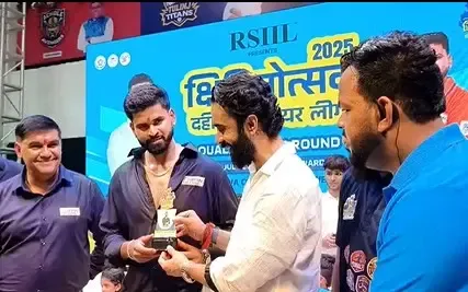 क्या विरार में श्रेयस अय्यर को देखने के लिए फैंस की भीड़ उमड़ी?