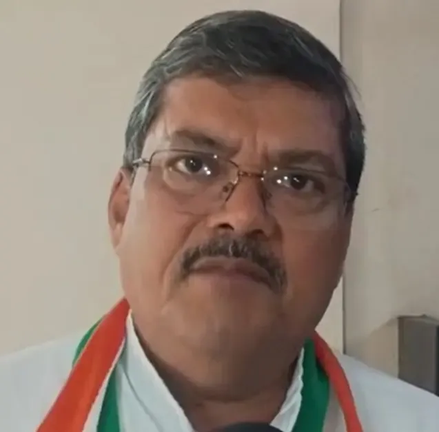 क्या 'वोटर अधिकार यात्रा' सत्ता पाने के लिए है या लोकतंत्र बचाने के लिए? : मुकुल वासनिक