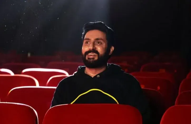 What Did Abhishek Bachchan Say About Father Big B’s WhatsApp Habits?