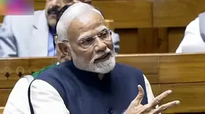 'Winter Whacking': PM Modi lambasts Gandhi family; lists govt's achievements 