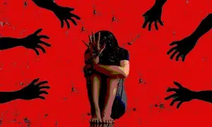 Woman Assaulted and Robbed While Waiting for Bus in Bengaluru